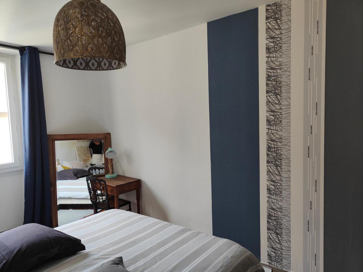 Le Chat Botte Chambres Et Table D'Hote Sur Reservation Arthez-de-Bearn Exterior photo